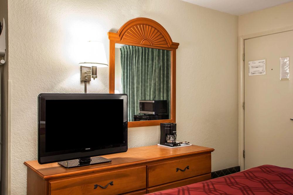 Economy Inn & Suites 해니벌 외부 사진